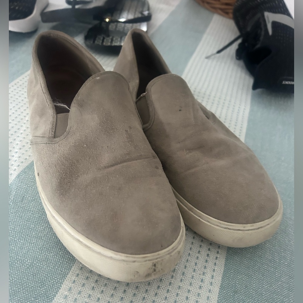 Tory Burch Tan Loafers with Elastic Panels